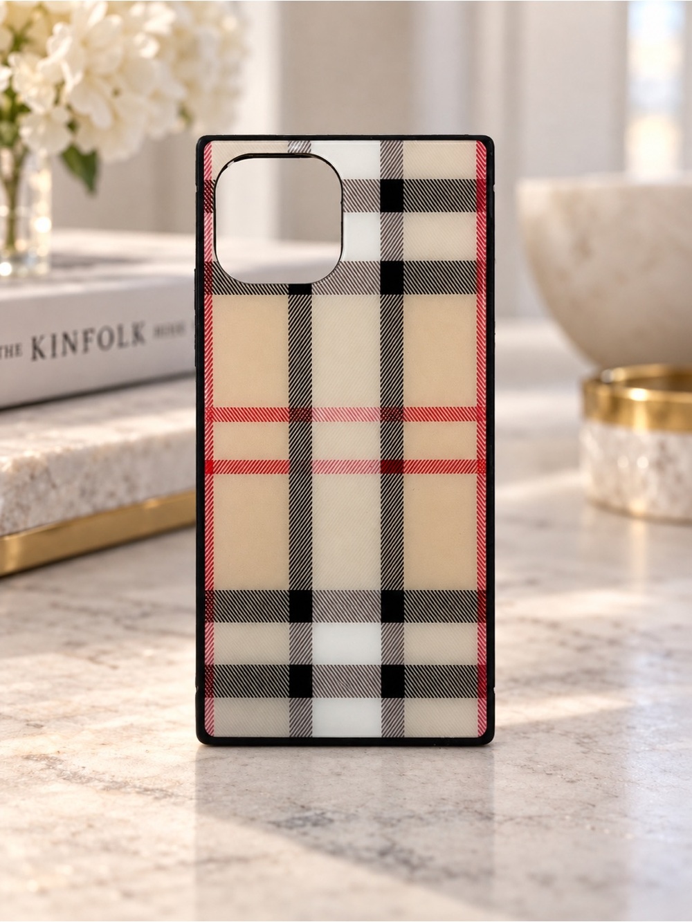 Stylish Plaid Strong Semi-Flexible Plastic Protective iPhone 15 Case